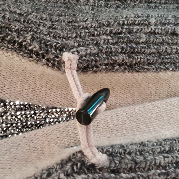 🍁🌲Rare Roots Toggle Cardigan - Picture 3 of 12